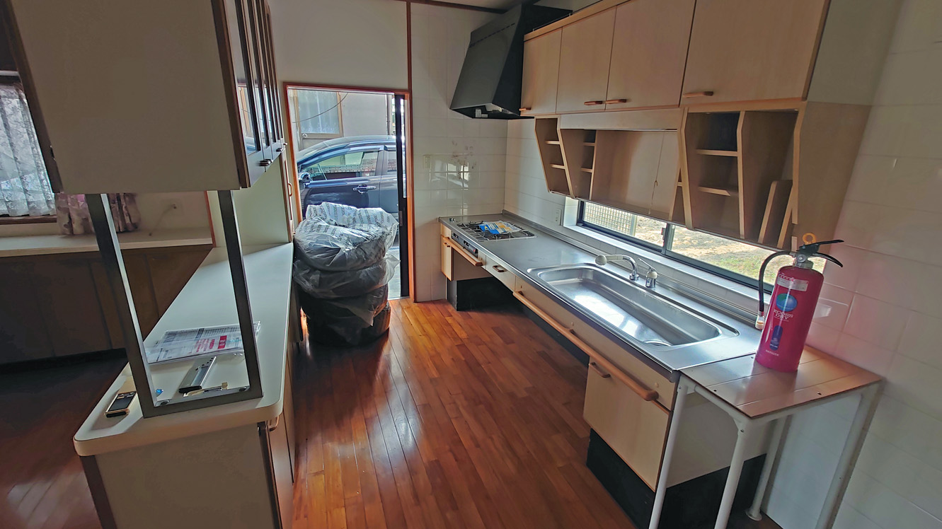 キッチン　◆キッチンは車椅子でも利用できる仕様になっています