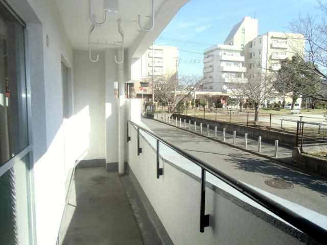 バルコニー　イメージ