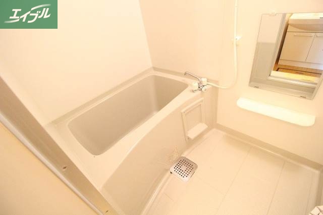 バス・シャワールーム　バスルーム