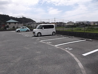 駐車場　駐車場