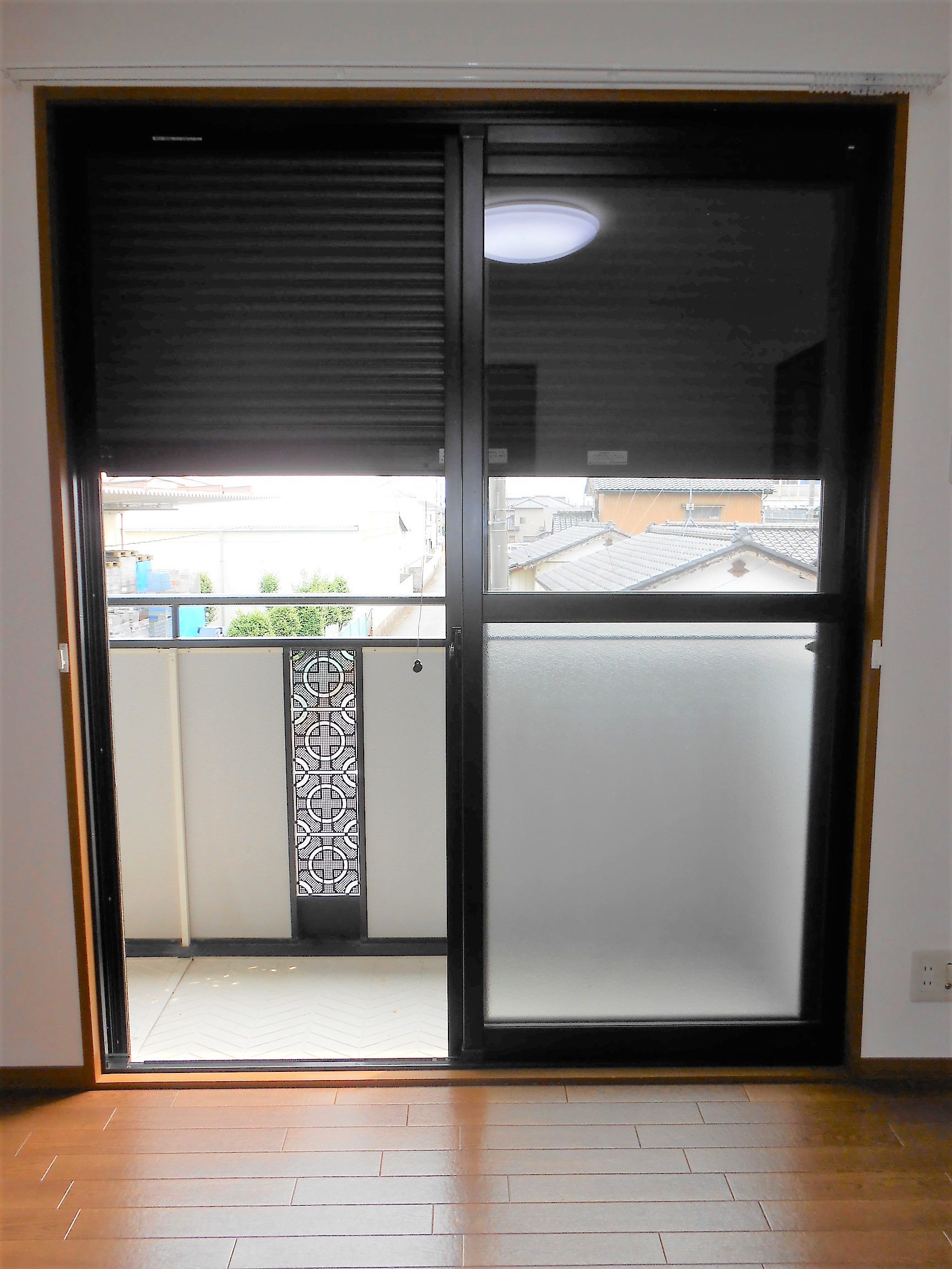 その他設備　2階のお部屋でもシャッターがあり、安心です！
