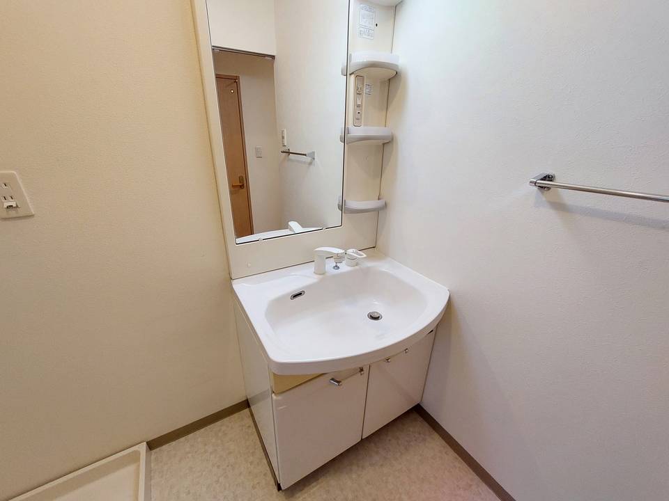 洗面設備　ドレッサー