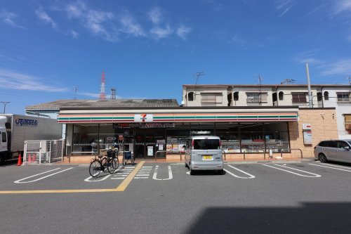 コンビニ　セブンイレブン 大阪茨田大宮2丁目店（コンビニ）まで1166m