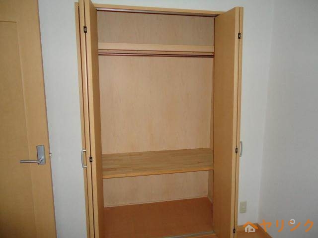 収納　クローゼット