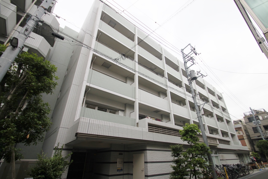 東京メトロ千代田線 千駄木駅 徒歩5分 築18年