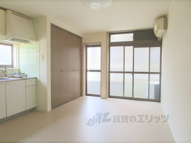 居室・リビング　洋室