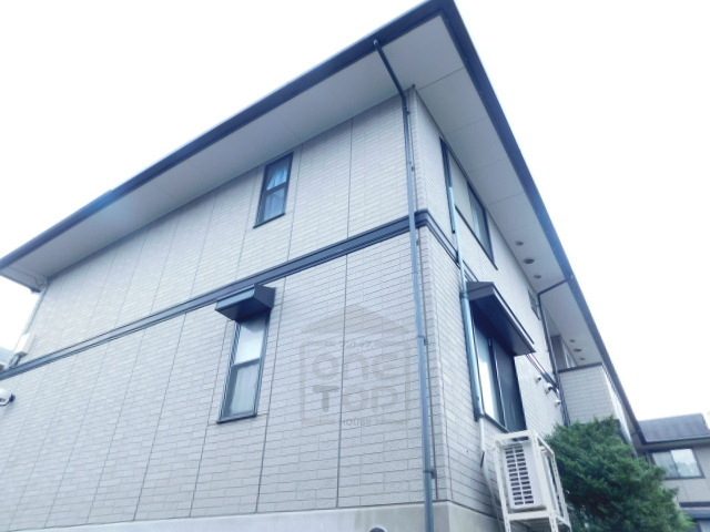 茨木市太田のマンションの建物外観