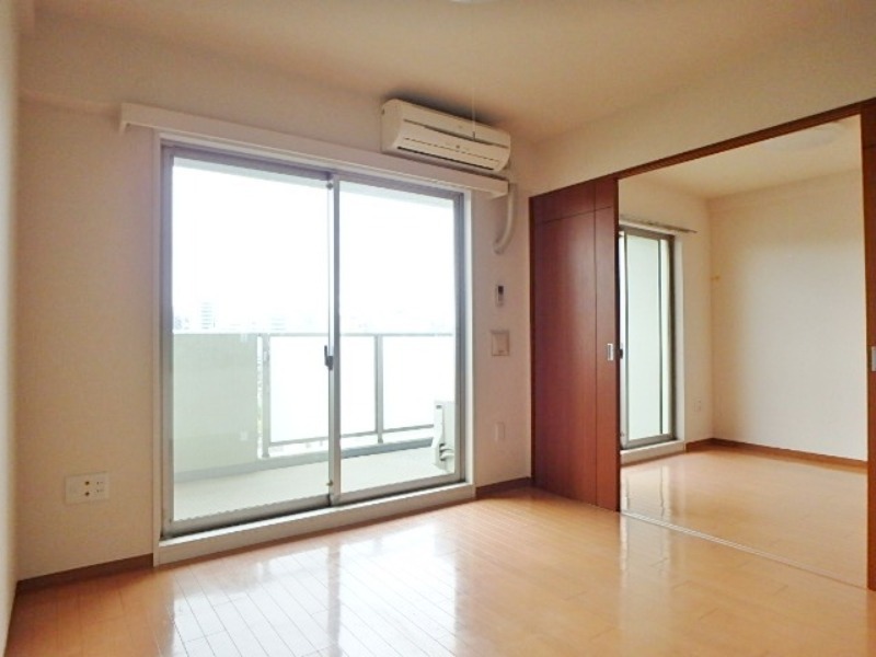 居室・リビング　図面と現状に相違がある場合には現状を優先