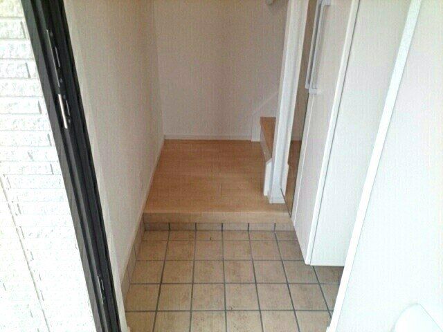 玄関　お問合せはタウンハウジングまで！※現地待合わせ相談可能