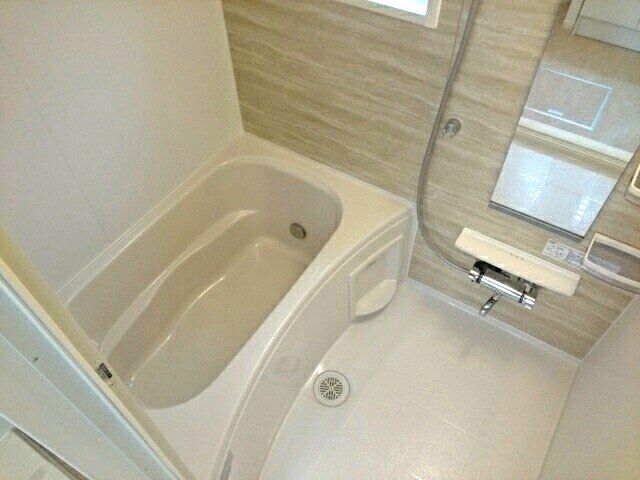 バス・シャワールーム　お問合せはタウンハウジングまで！※現地待合わせ相談可能