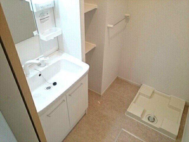 洗面設備　お問合せはタウンハウジングまで！※現地待合わせ相談可能