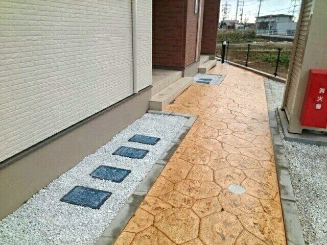 エントランス　お問合せはタウンハウジングまで！※現地待合わせ相談可能