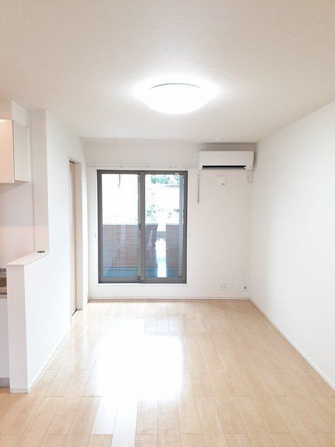 居室・リビング　お問合せはタウンハウジングまで！※現地待合わせ相談可能