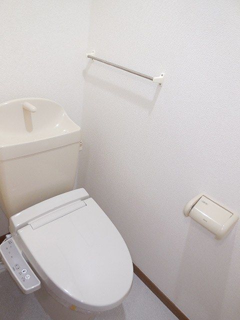 【相馬市中村のアパートのトイレ】