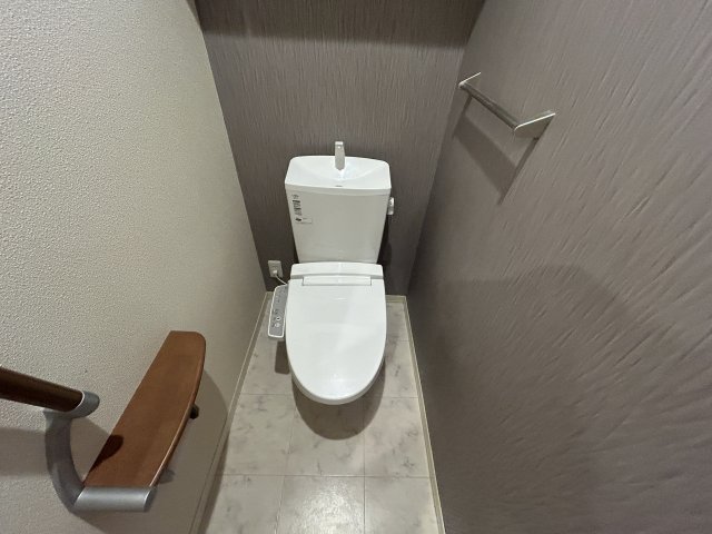【姫路市広畑区高浜町のマンションのトイレ】