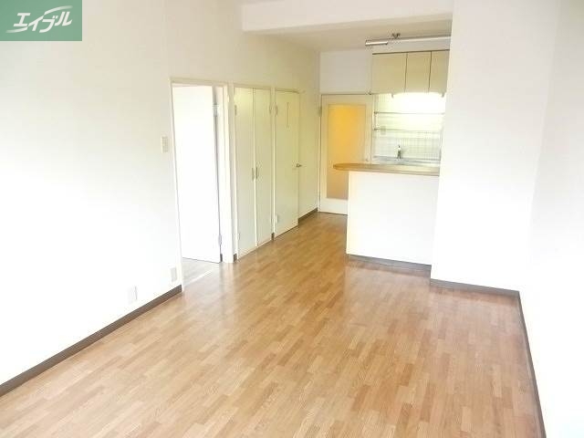 居室・リビング　リビング