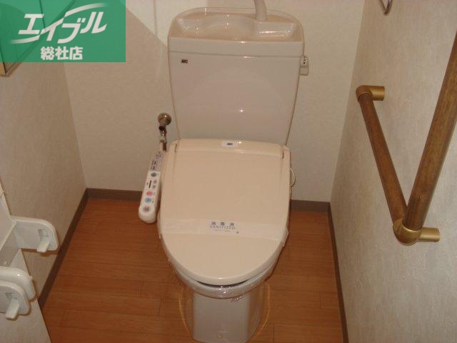 トイレ　トイレ