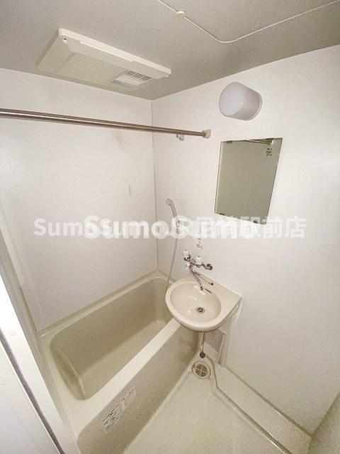 バス・シャワールーム　日々の疲れを癒すお風呂付です