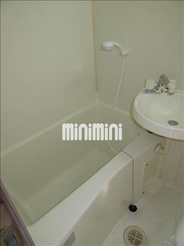 バス・シャワールーム　１日の疲れを癒す場所