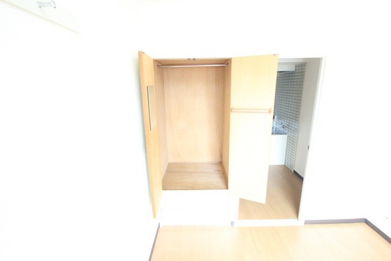 収納　※別室の写真です