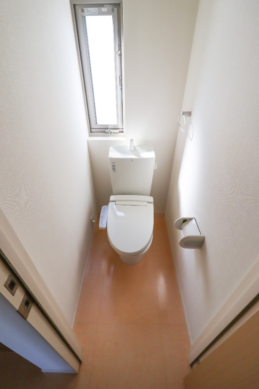 トイレ　図面と現状に相違がある場合には現状を優先