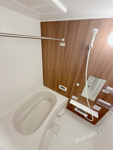 バス・シャワールーム　追い焚き付で寒い日も温まります♪