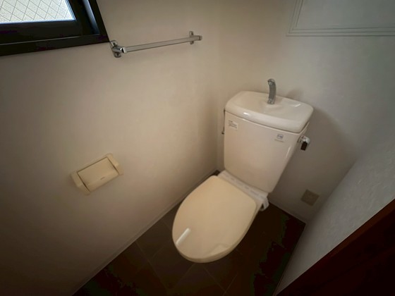 トイレ　※別部屋の写真です