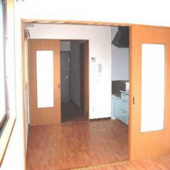 居室・リビング　※別部屋の写真です