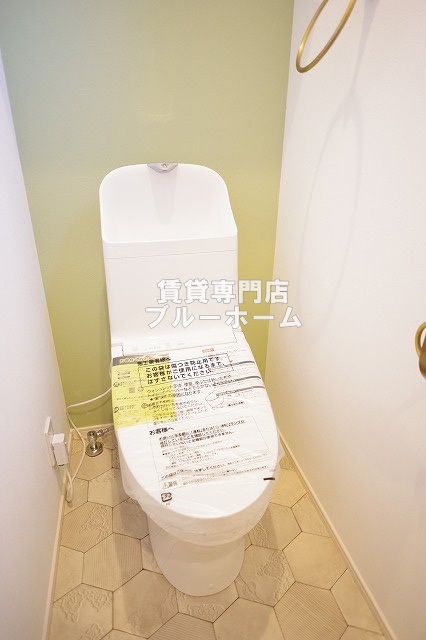 トイレ　温水洗浄便座付きのトイレ！