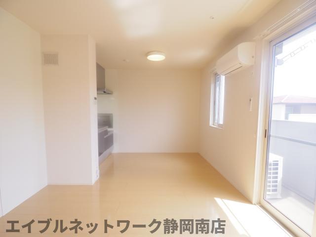 その他設備　居間です