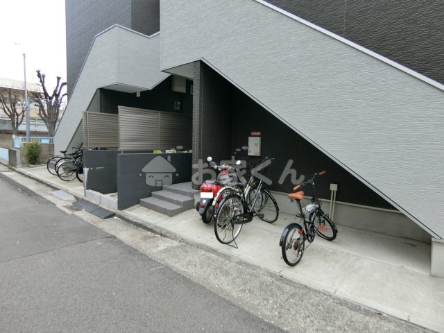 駐車場　駐輪スペース