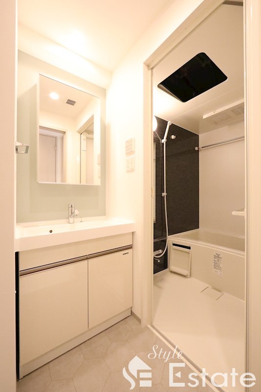 洗面設備　独立洗面台　脱衣所