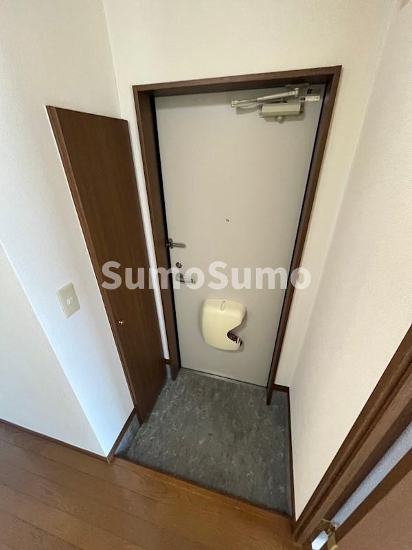 玄関　落ち着いた玄関です