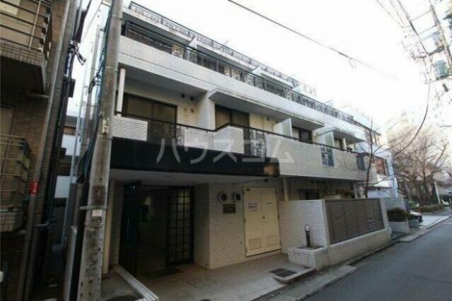 エヴェナール代々木の外観