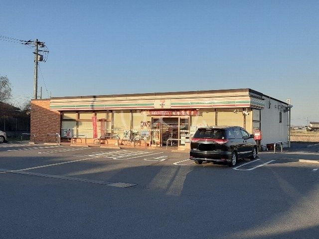 コンビニ　セブン-イレブン　北川辺麦倉店（コンビニ）まで1675m