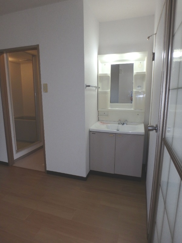 洗面設備　人気の独立洗面台☆