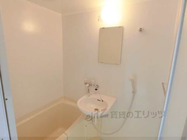 バス・シャワールーム　風呂