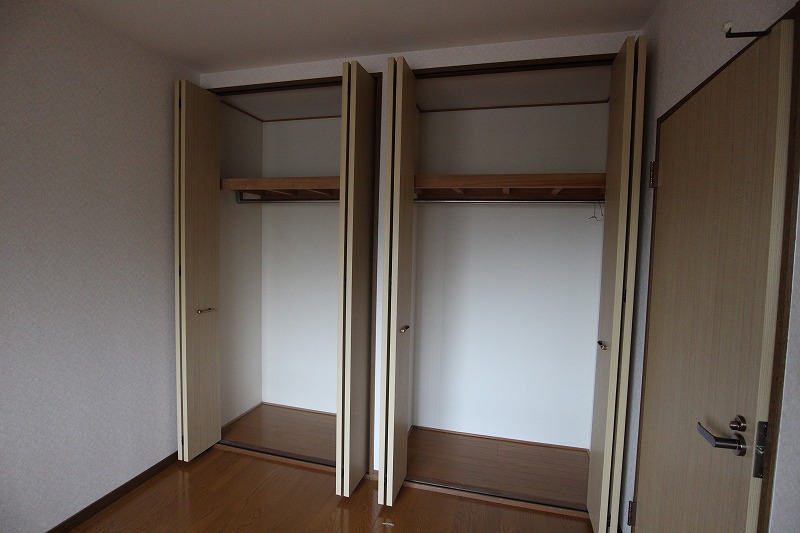 収納　クローゼット