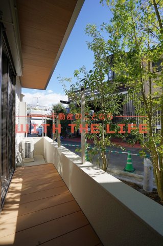 バルコニー　落ち着いた時間を過ごせるバルコニーです