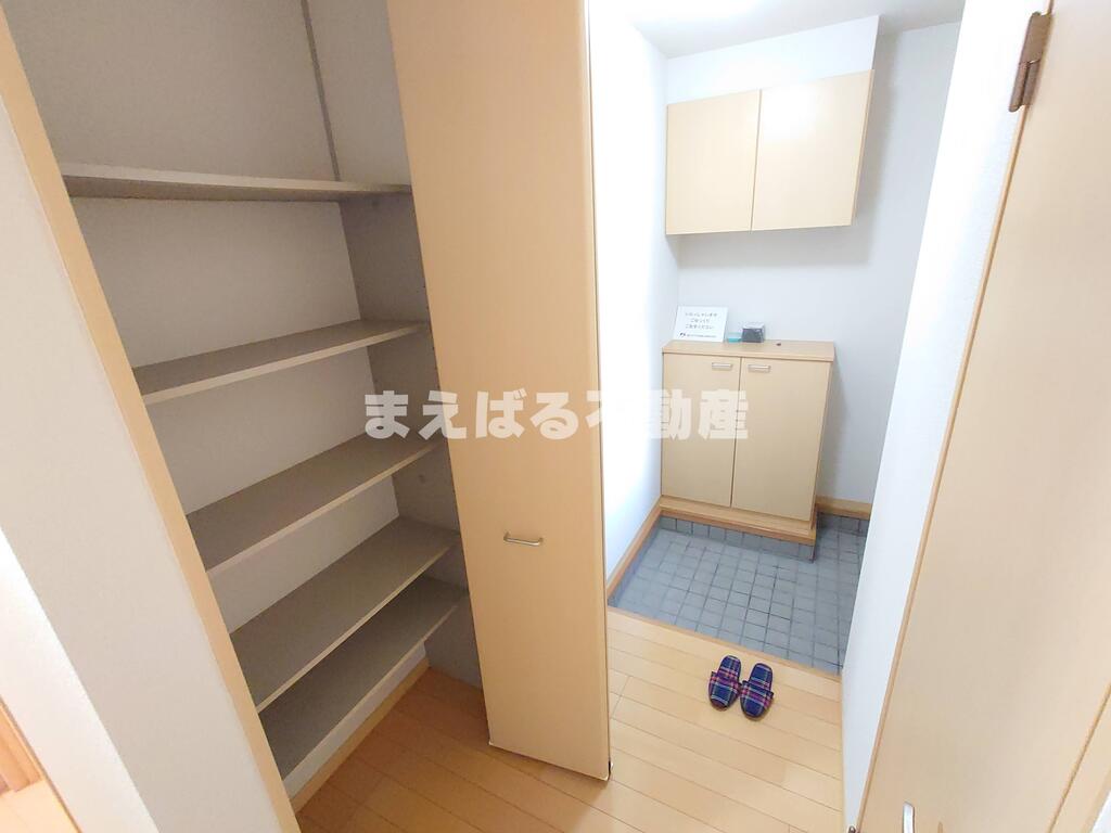 玄関　玄関スペース