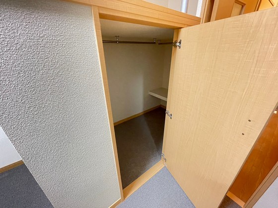 収納　※別部屋の写真です