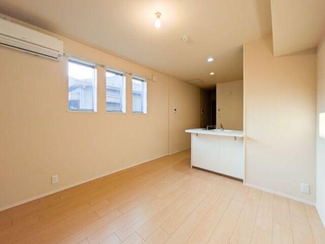 居室・リビング　ＬＤＫ１０、７帖