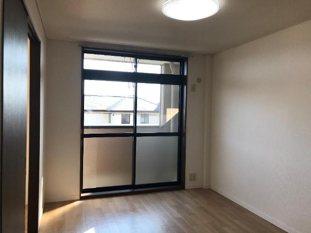 居室・リビング　南洋室