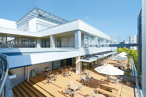 大学・短大　私立愛知淑徳大学星が丘キャンパス（大学・短大）まで449m