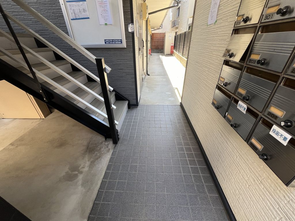 ロビー　バルコニー