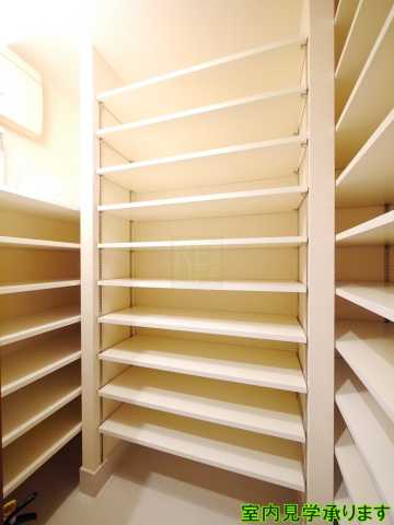 収納　パークハウス平河町