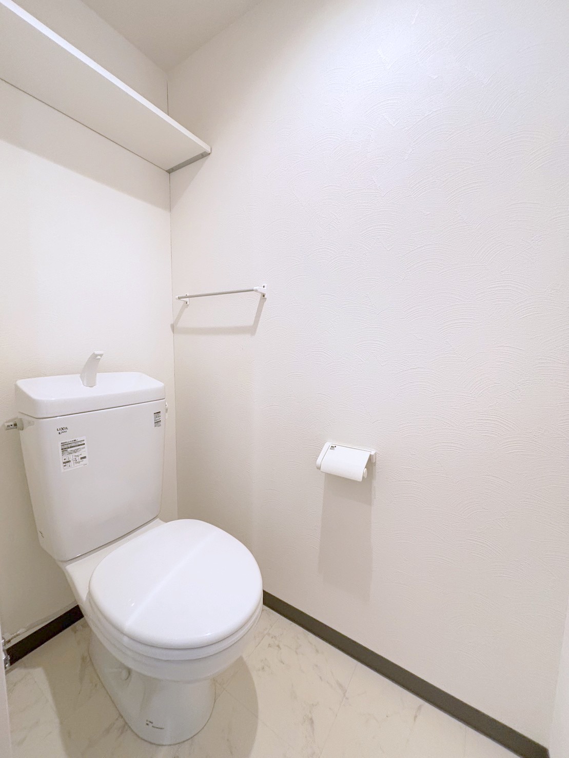 トイレ　当店特別価格にて温水洗浄便座取付プラン実施しております♪