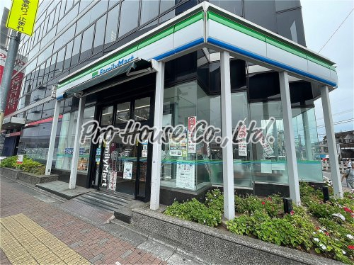 コンビニ　ファミリーマート（コンビニ）まで351m