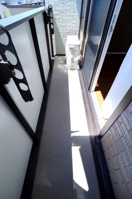 バルコニー　図面と現状に相違がある場合には現状を優先