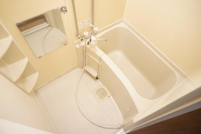 バス・シャワールーム　浴室